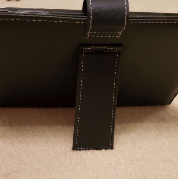 9" Touch Screen Bluetooth Tablet with Keyboard & Case & Original Box/Docs - Picture 6 of 13